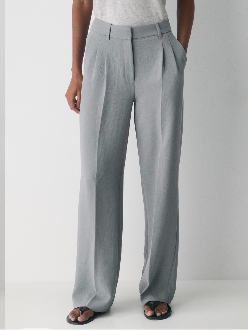 Aritzia Effortless Pants light gray